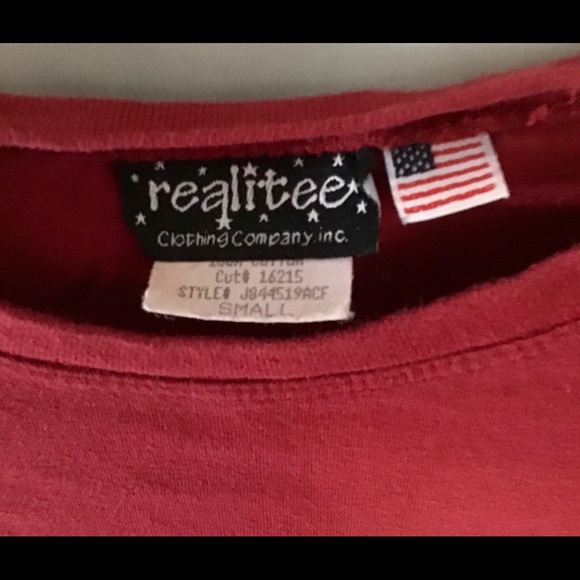 SHIRT BUNDLE!! 5 tops, tees/tank, comfy, cute, not perfect but serviceable. - Picture 6 of 16